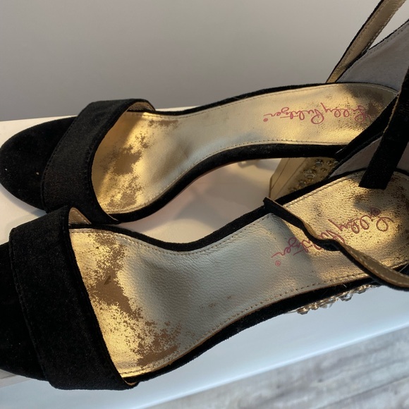 Lilly Pulitzer Amber Lynn Velvet Embellished Sandals - Picture 3 of 5